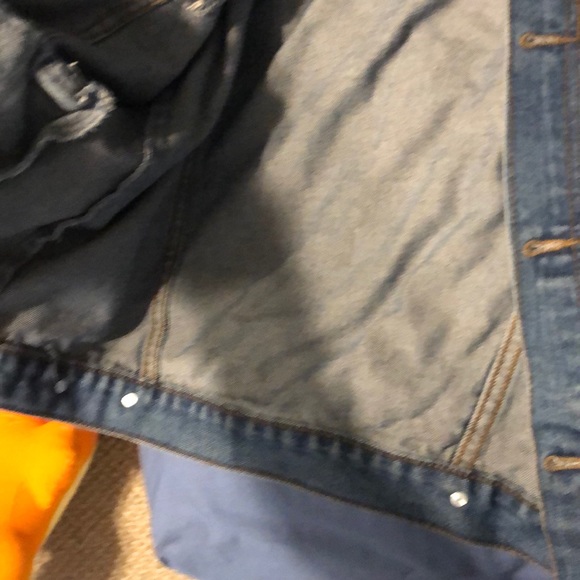 Jean jacket - Picture 2 of 3